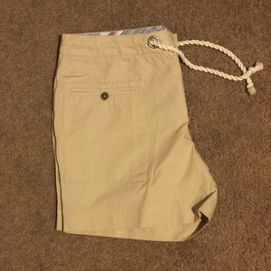 C1 Tommy Hilfiger drawstring khaki shorts